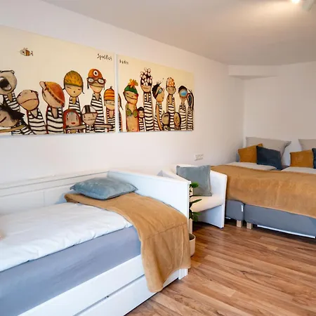 Apartment Hessen 11 *
